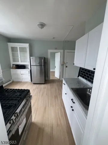 $2,000 | 193 President Street, Unit 9, Passaic, NJ 07055