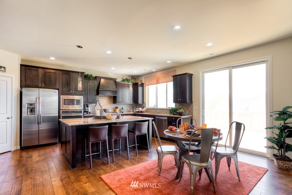 16210 Southeast 140th Street, Unit 2 Renton, WA 98059 - Photo 4 of 21 Gallery Image 4