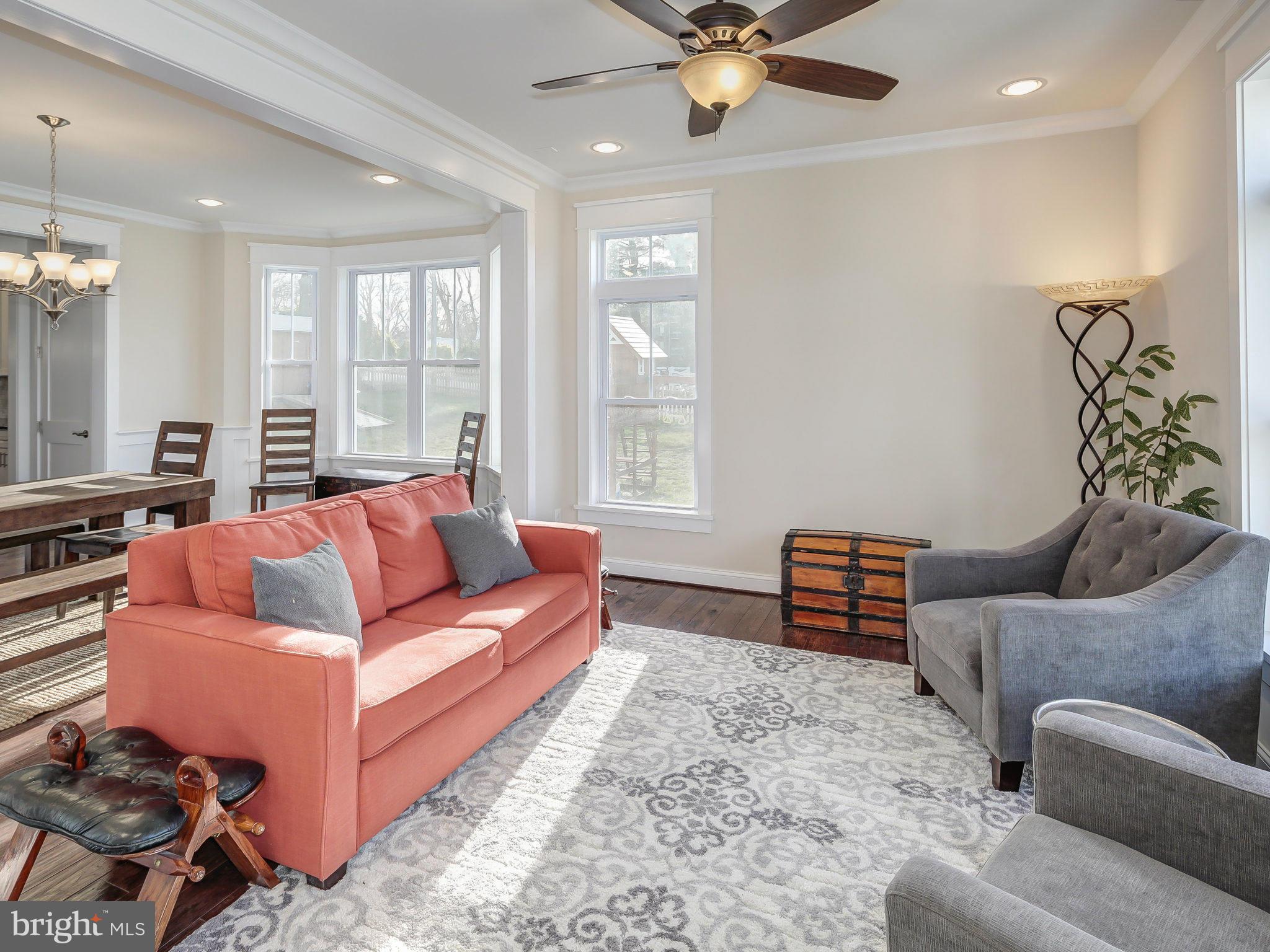 7414 Nigh Road Falls Church, VA 22043 - Photo 4 of 30 Living Room