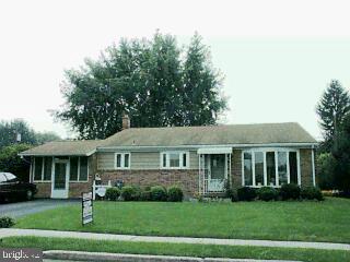 2428 Princeton Road York, PA 17402 - Photo 1 of 1 Gallery Image 1