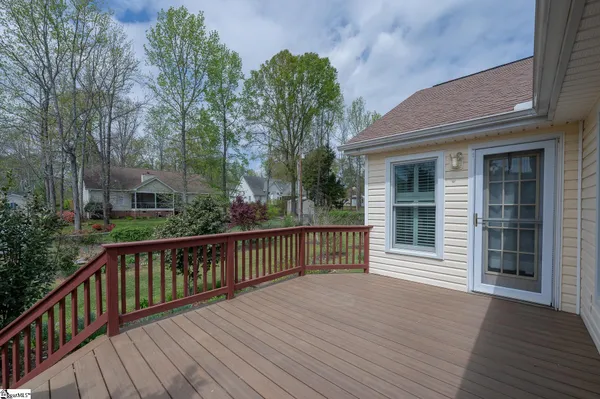 $400,000 | 512 Wemberly Lane, Simpsonville, SC 29681