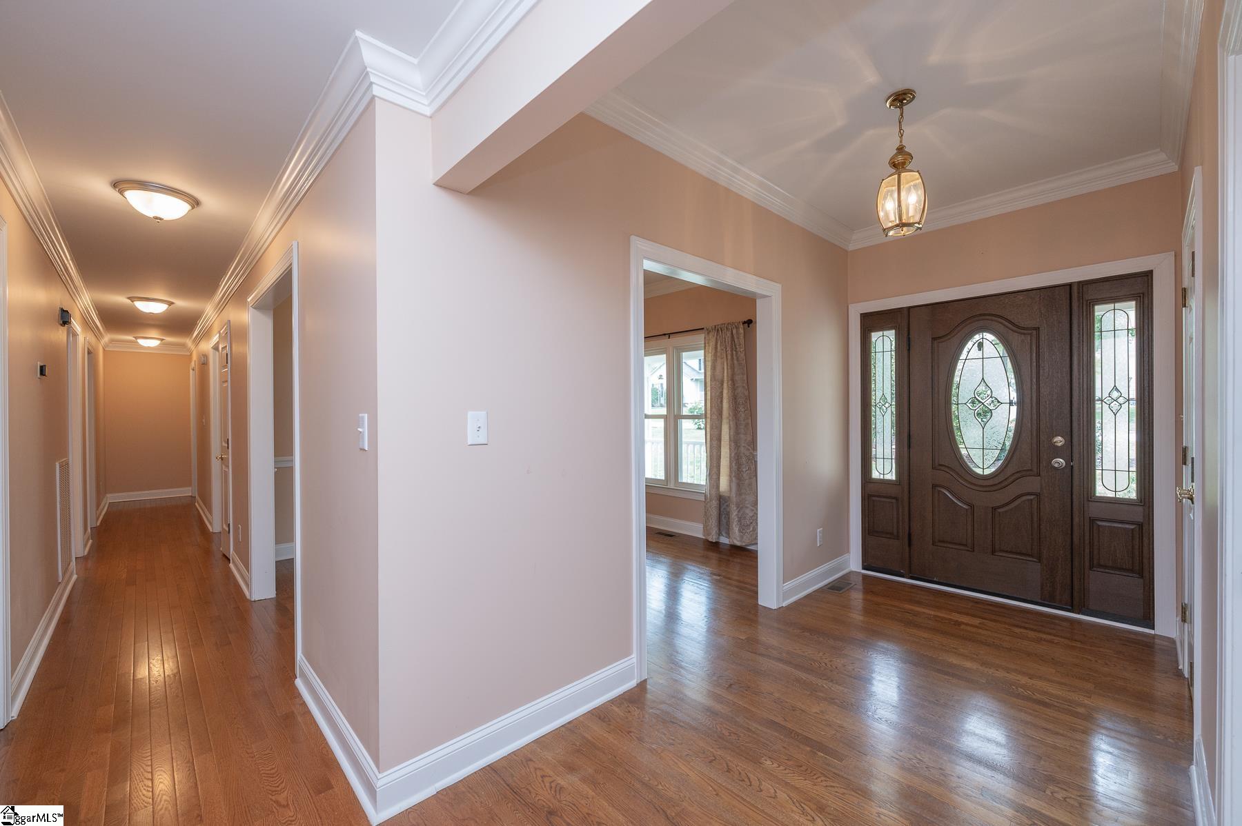 512 Wemberly Lane Simpsonville, SC 29681 - Photo 3 of 35