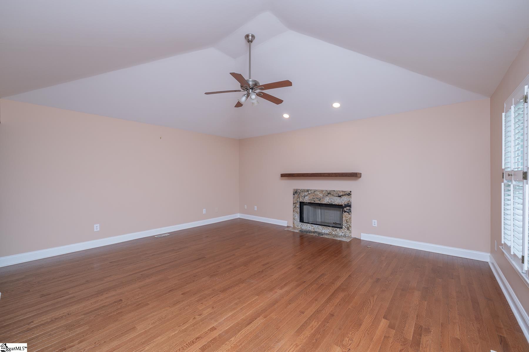 512 Wemberly Lane Simpsonville, SC 29681 - Photo 8 of 35