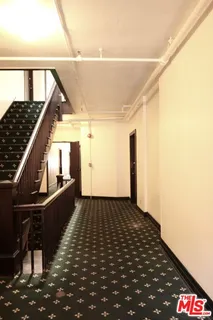$1,440 | 2121 James M Wood Boulevard, Unit 310, Los Angeles, CA 90006