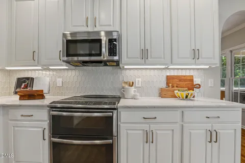 $775,000 | 706 Brittley Way, Apex, NC 27502