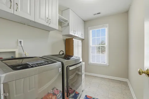 $775,000 | 706 Brittley Way, Apex, NC 27502