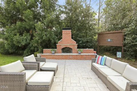 $775,000 | 706 Brittley Way, Apex, NC 27502