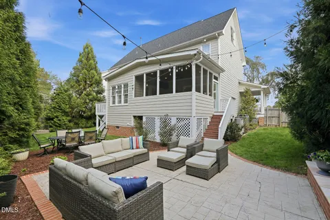 $775,000 | 706 Brittley Way, Apex, NC 27502