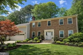 $799,990 | 9008 Lake Braddock Drive, Burke, VA 22015
