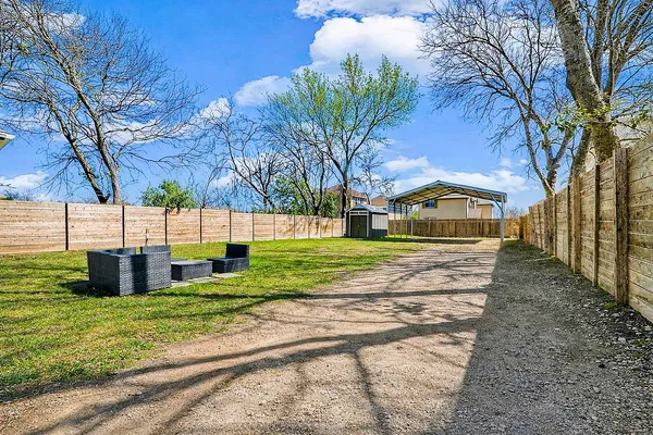 $1,900 | 6915 Providence Avenue, Austin, TX 78752