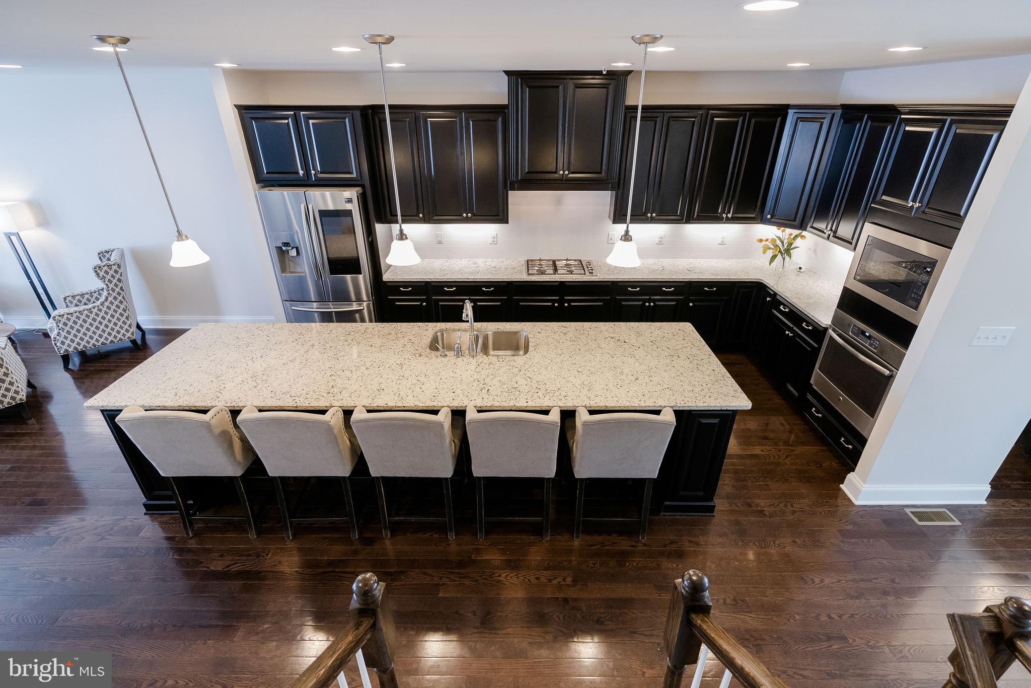 863 Stonecliffe Road Malvern, PA 19355 - Photo 5 of 26 Stunning gourmet Kitchen
