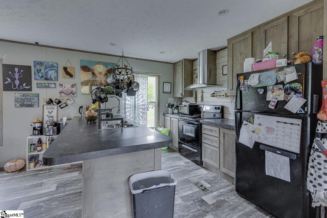 230 Spring Street Enoree, SC 29335 - Photo 14 of 42