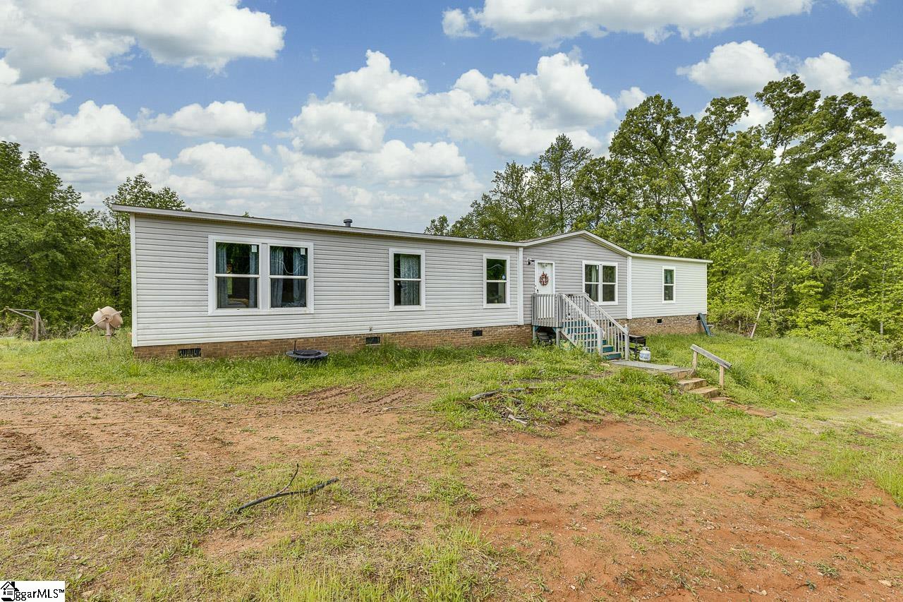 230 Spring Street Enoree, SC 29335 - Photo 3 of 42