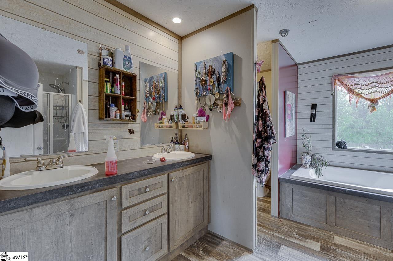 230 Spring Street Enoree, SC 29335 - Photo 31 of 42