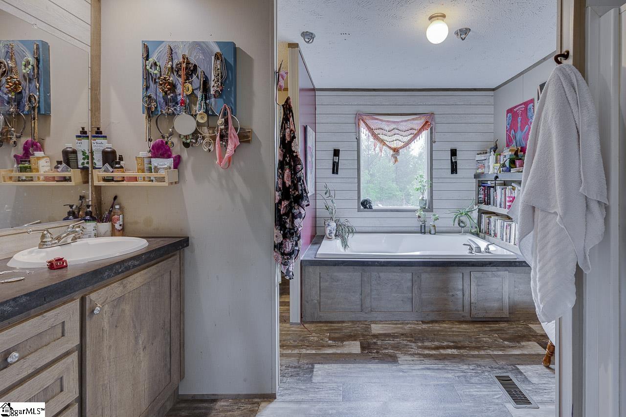 230 Spring Street Enoree, SC 29335 - Photo 32 of 42