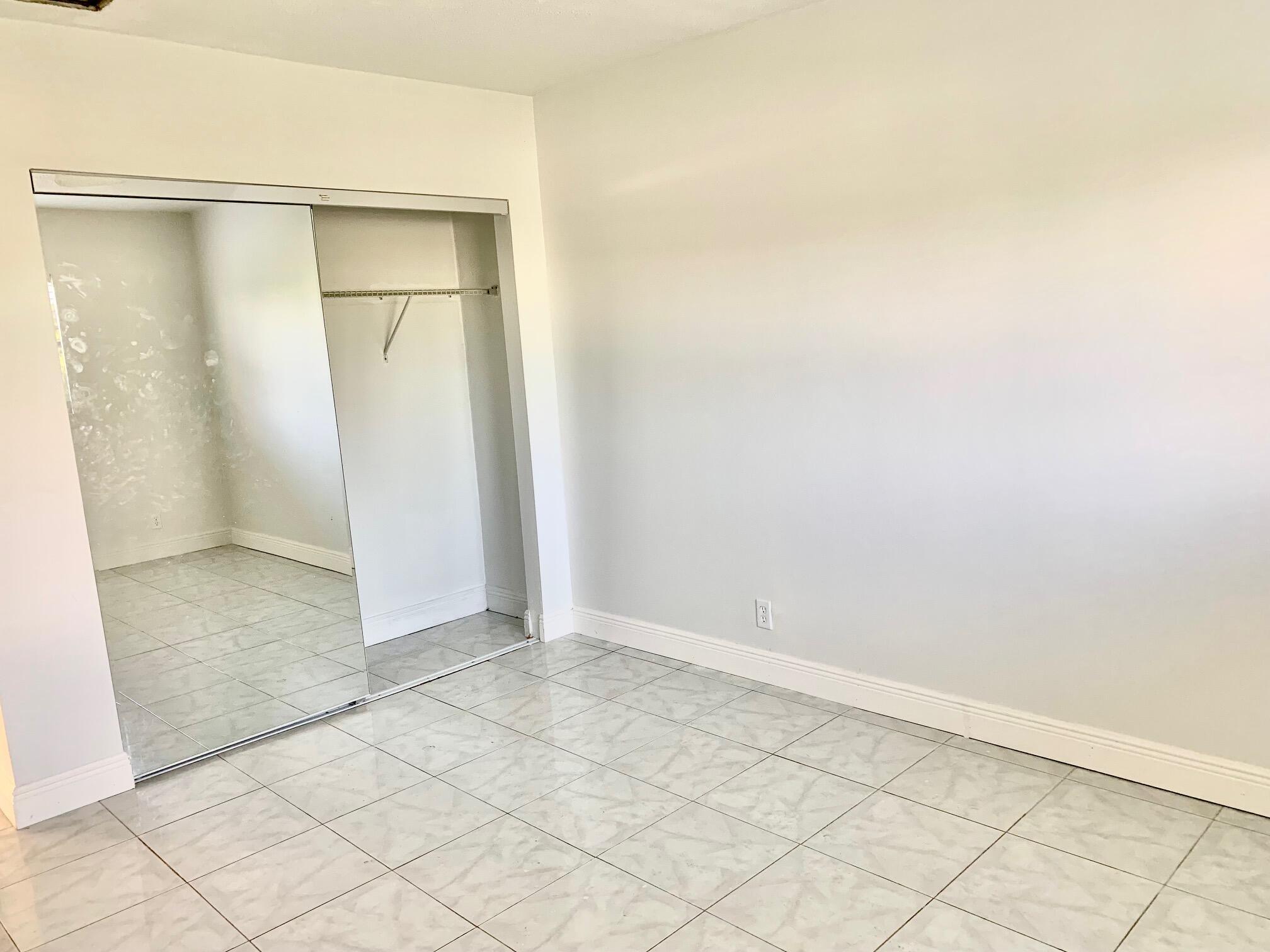 260 Northwest 19th Street, Unit 27 Boca Raton, FL 33432 - Photo 13 of 18 Nhora12