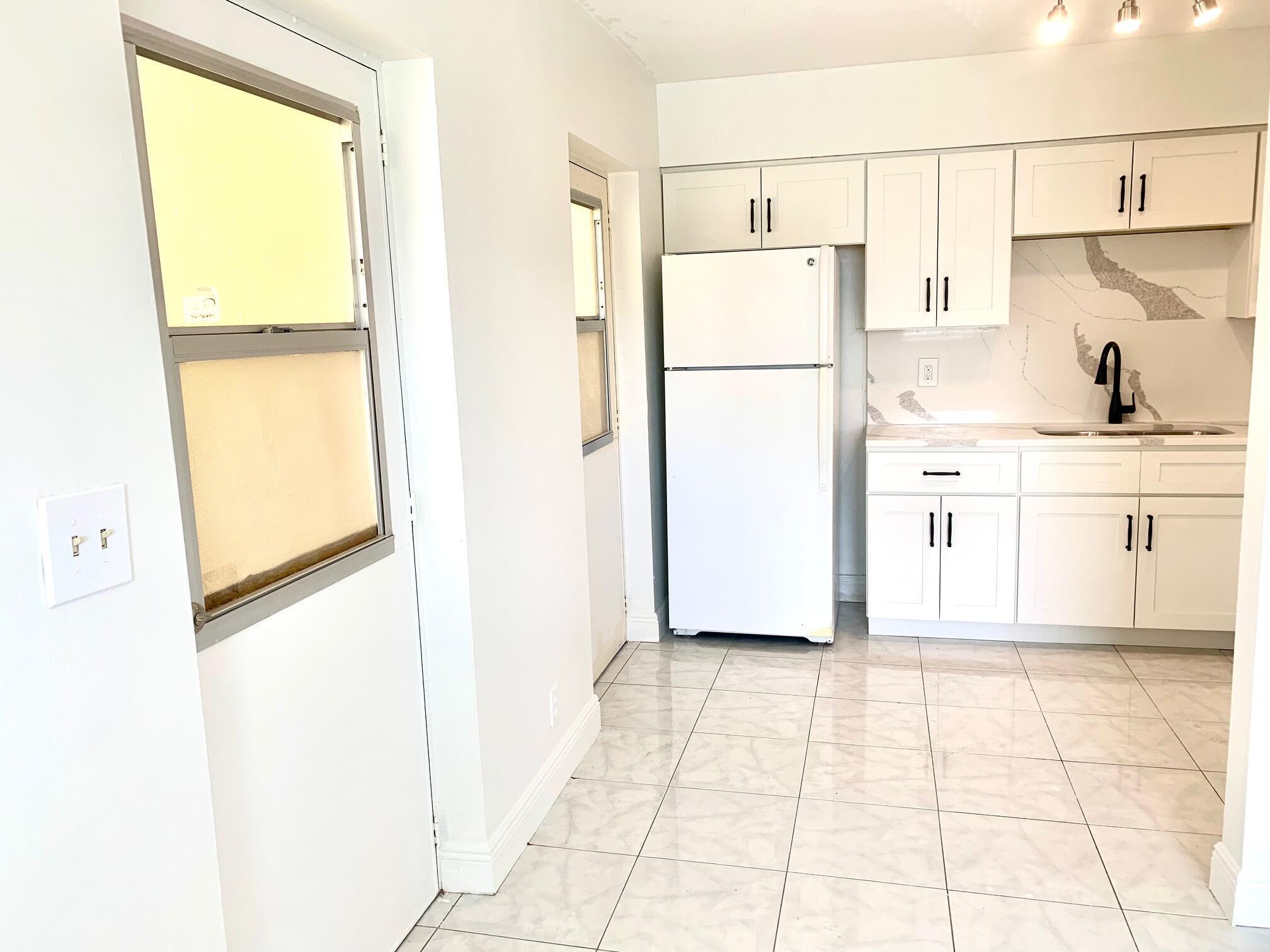 260 Northwest 19th Street, Unit 27 Boca Raton, FL 33432 - Photo 7 of 18 Nhora2