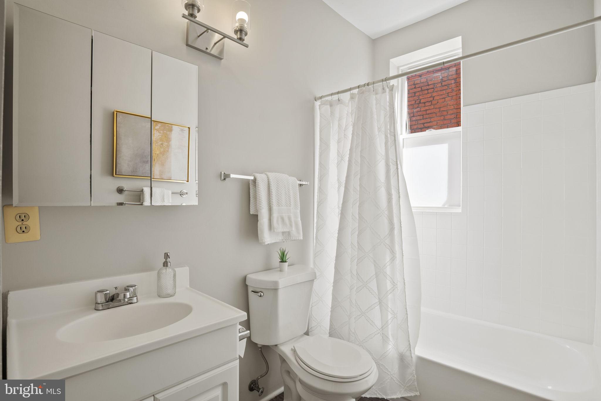 24 R Street Northeast Washington, DC 20002 - Photo 21 of 34