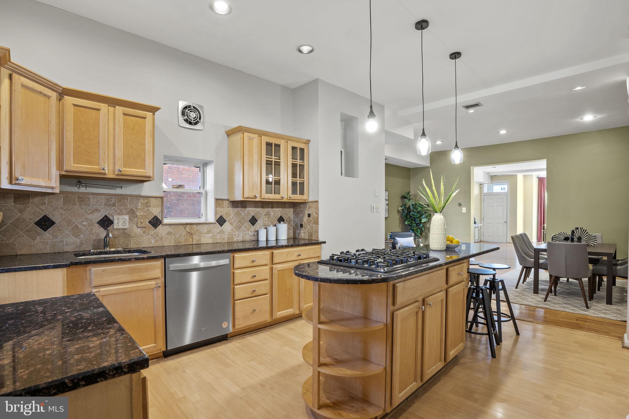 24 R Street Northeast Washington, DC 20002 - Photo 9 of 34