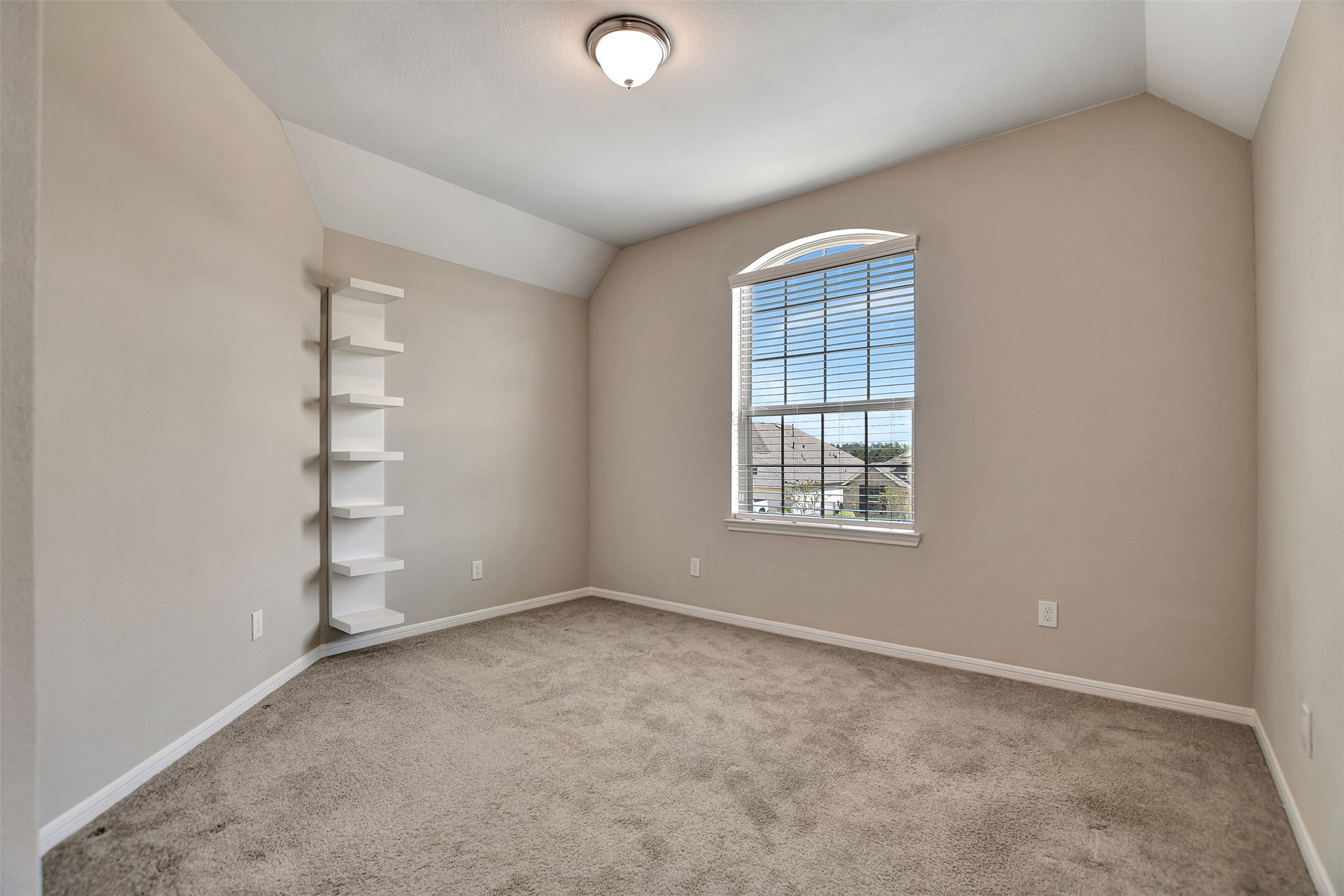 246 Peninsula Point Drive Montgomery, TX 77356 - Photo 29 of 46 Upstairs bedroom