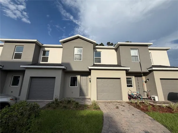 $2,300 | 1209 Southstation Place, Unit 308, Orlando, FL 32809