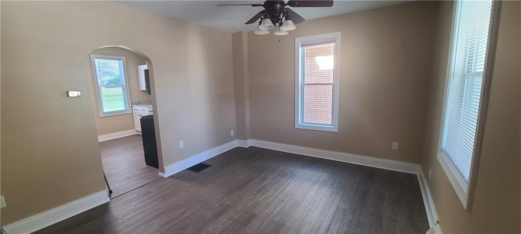 117 Whitestown Road Lyndora, PA 16045 - Photo 8 of 19 16x12 Living Room.