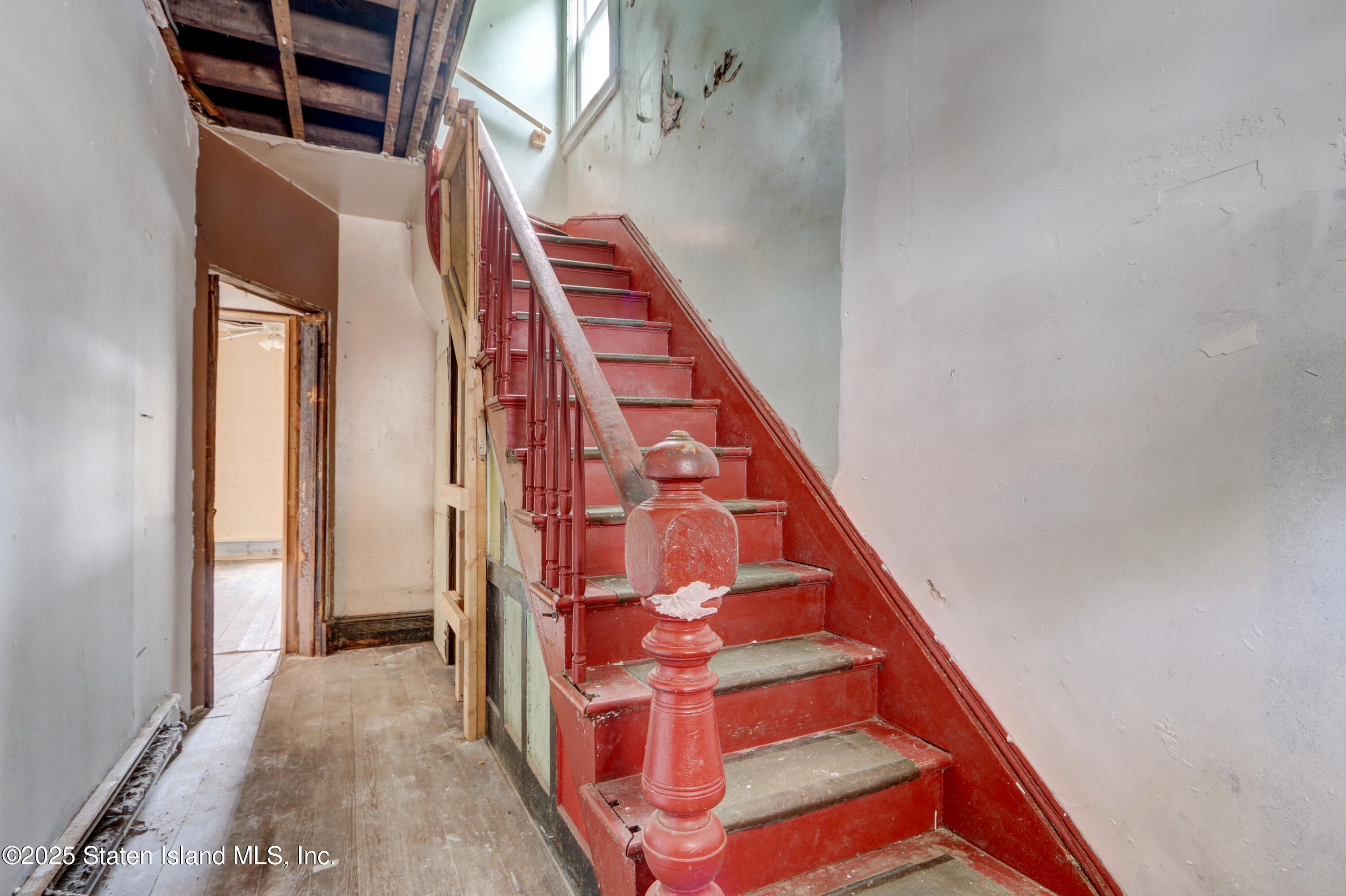 161 Wright Street Staten Island, NY 10304 - Photo 2 of 16 IMG_3