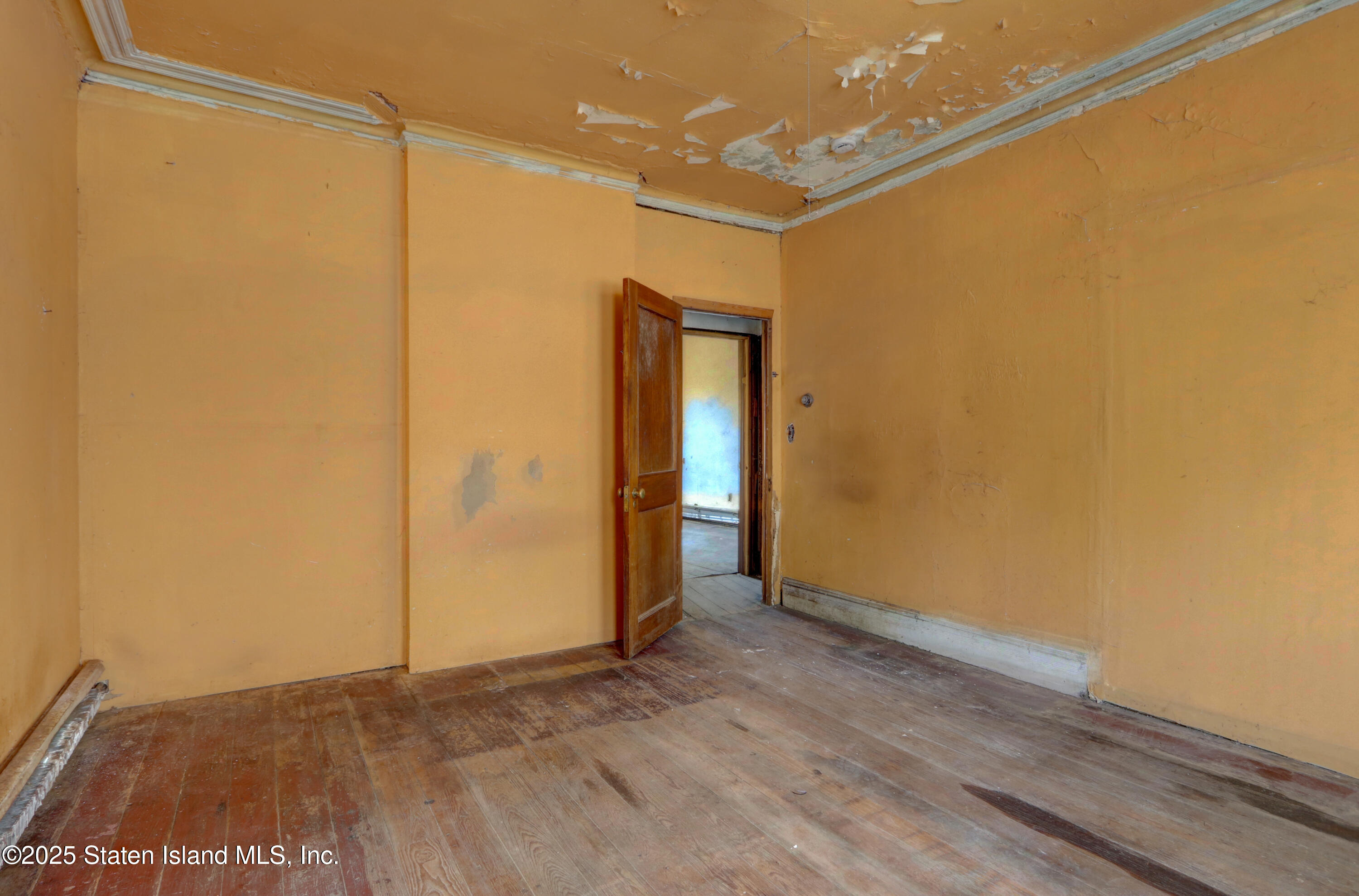 161 Wright Street Staten Island, NY 10304 - Photo 5 of 16 IMG_6