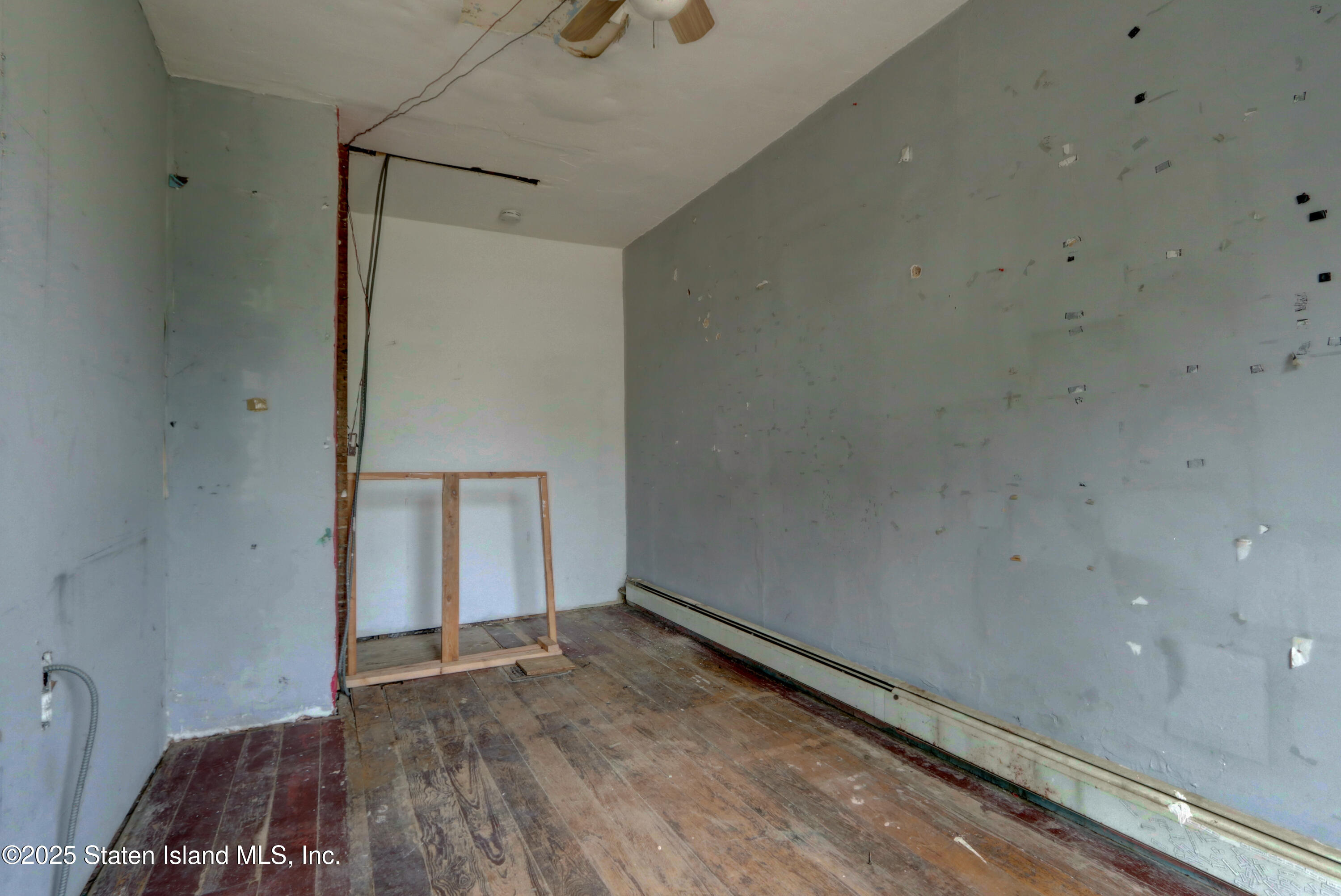 161 Wright Street Staten Island, NY 10304 - Photo 7 of 16 IMG_9