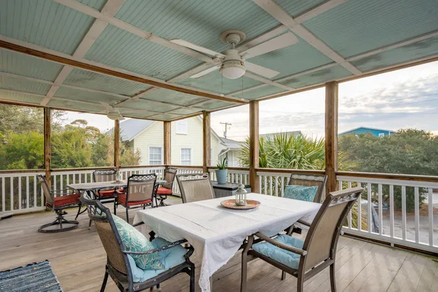 $1,525,000 | 904 East Arctic Avenue, Folly Beach, SC 29439