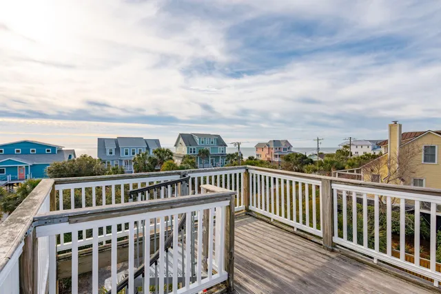 $1,525,000 | 904 East Arctic Avenue, Folly Beach, SC 29439
