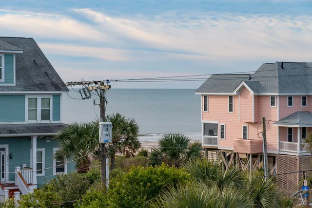 $1,525,000 | 904 East Arctic Avenue, Folly Beach, SC 29439