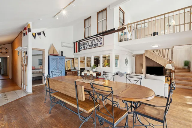 $1,525,000 | 904 East Arctic Avenue, Folly Beach, SC 29439