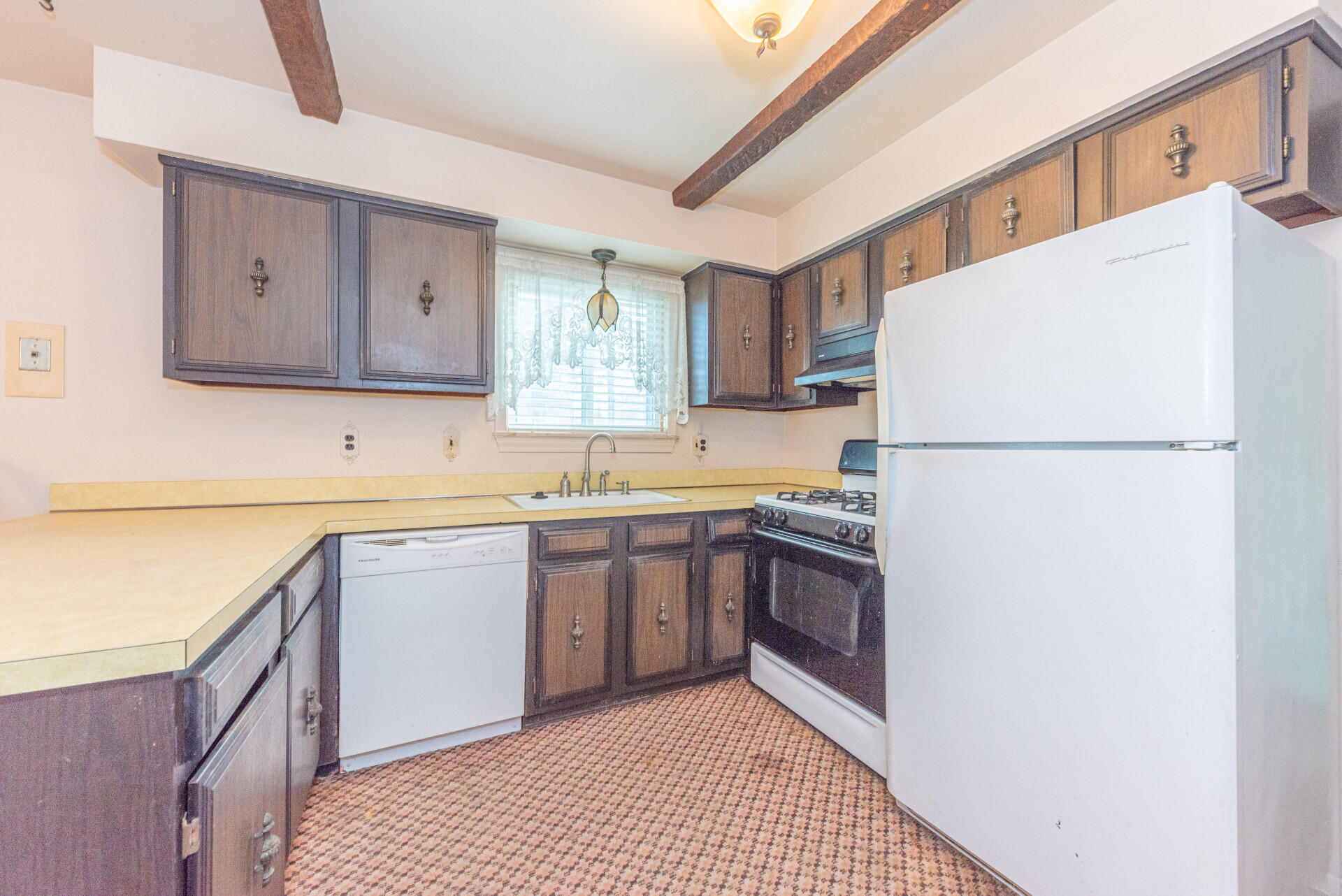 2053 Brookfield Street Canton, MI 48188 - Photo 11 of 24 018_12