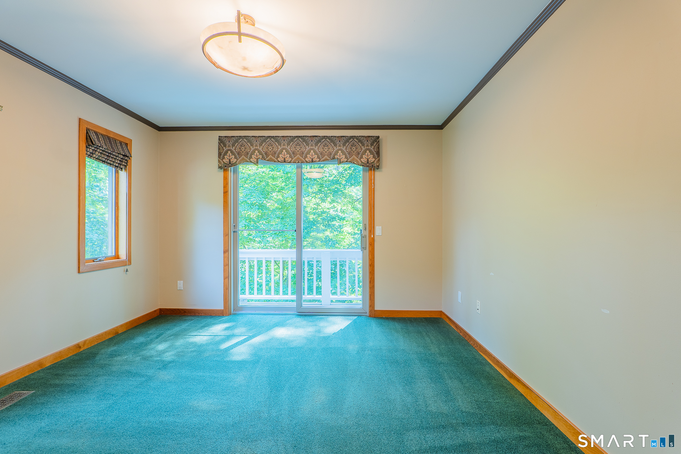 32 Horseshoe Ridge Road Newtown, CT 06482 - Photo 13 of 40