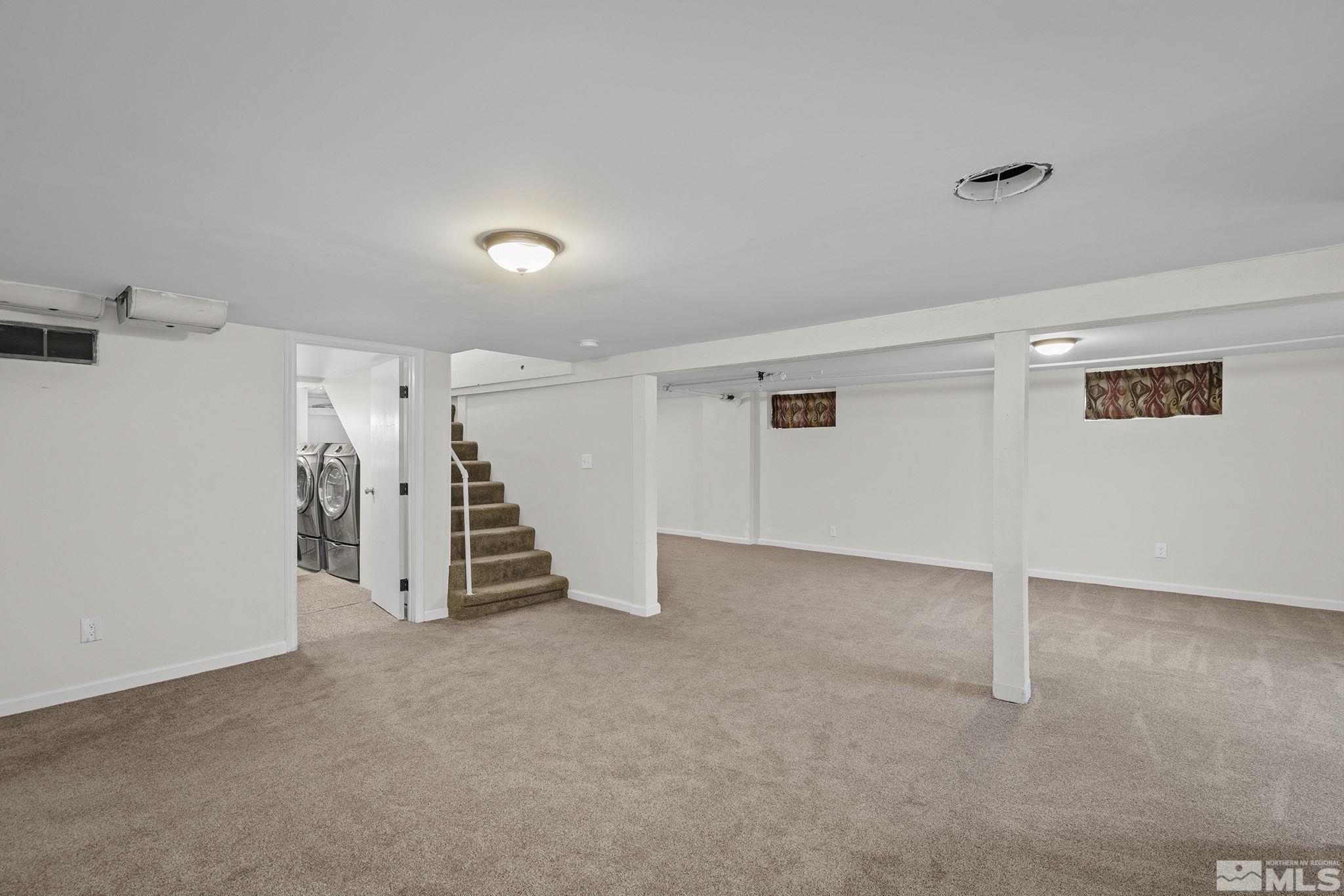 701 Stewart Street Reno, NV 89502 - Photo 24 of 40 a view of a room with gym equipment