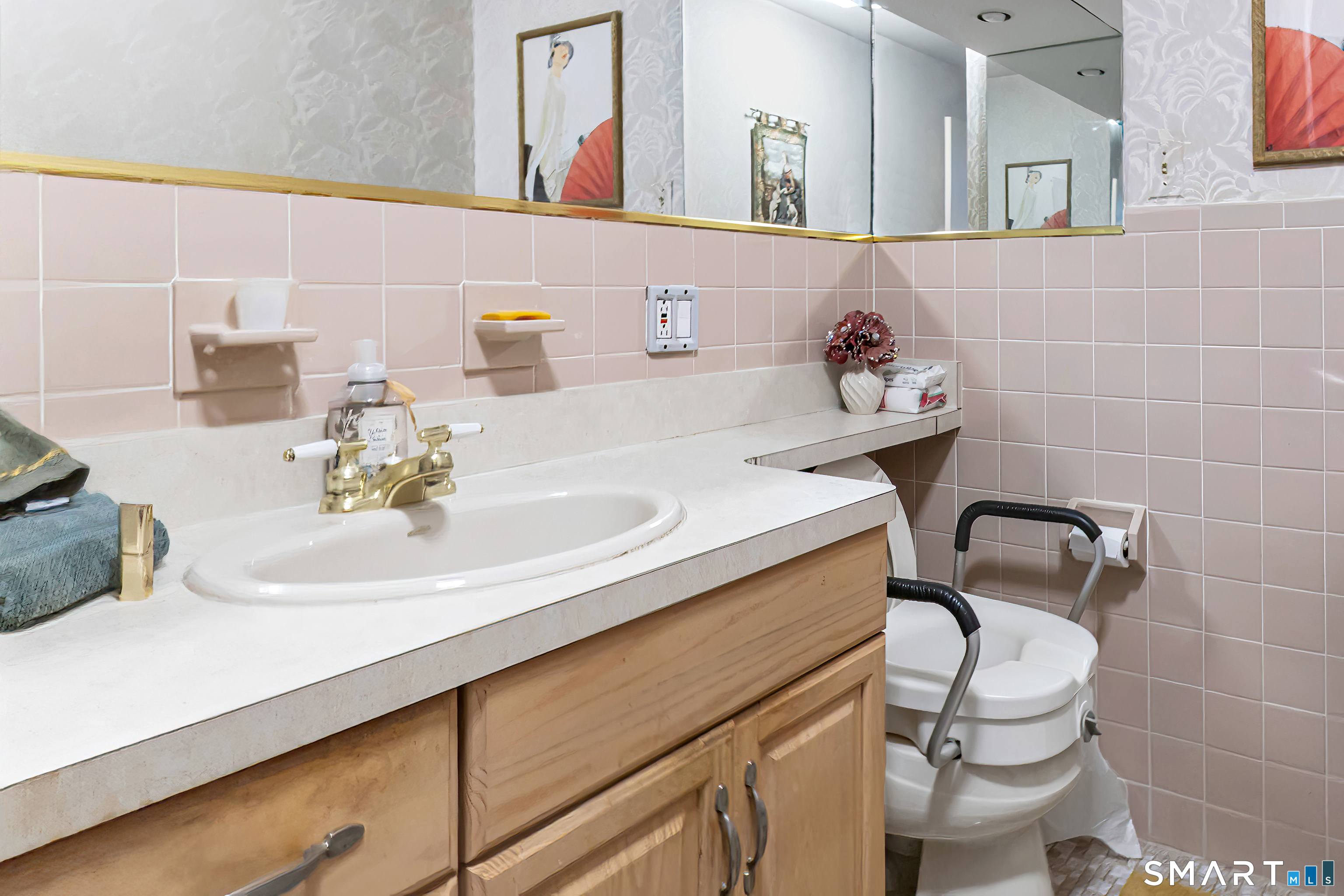 669 Queen Street Bridgeport, CT 06606 - Photo 28 of 40