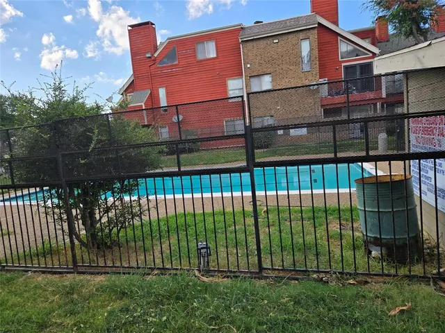 $900 | 9835 Walnut Street, Unit 107, Dallas, TX 75243