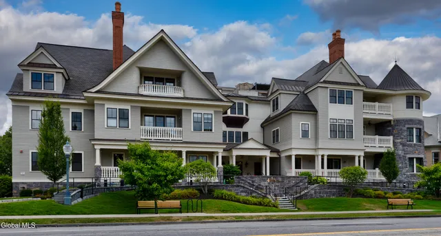 $1,400,000 | 46 Union Avenue, Unit 303, Saratoga Springs, NY 12866