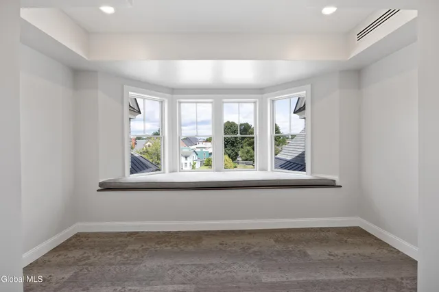 $1,400,000 | 46 Union Avenue, Unit 303, Saratoga Springs, NY 12866