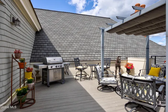 $1,400,000 | 46 Union Avenue, Unit 303, Saratoga Springs, NY 12866