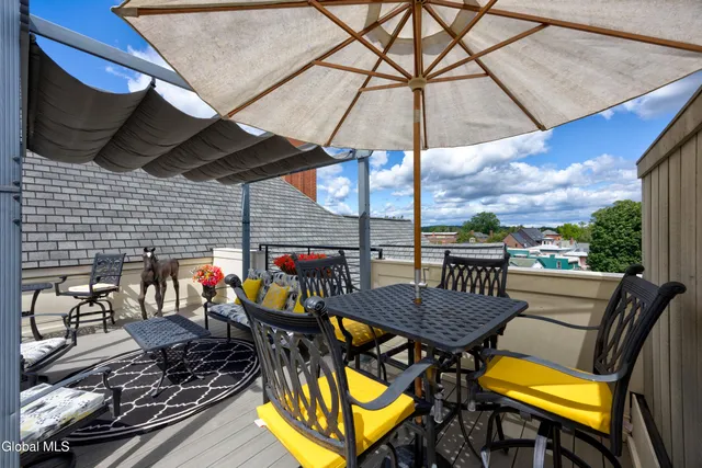 $1,400,000 | 46 Union Avenue, Unit 303, Saratoga Springs, NY 12866