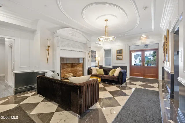 $1,400,000 | 46 Union Avenue, Unit 303, Saratoga Springs, NY 12866