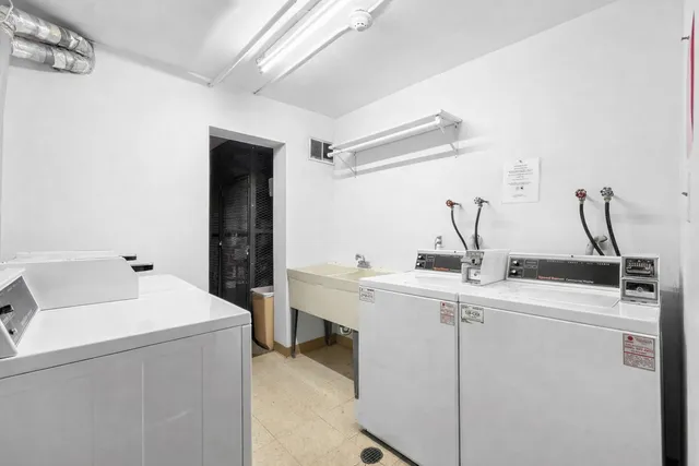 $245,000 | 1100 East Randville Drive, Unit 312, Palatine, IL 60074