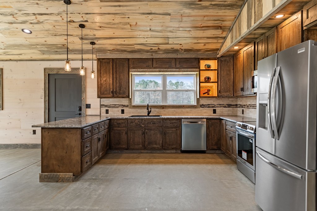 2954 Sugar Creek Road Blue Ridge, GA 30513 - Photo 28 of 89