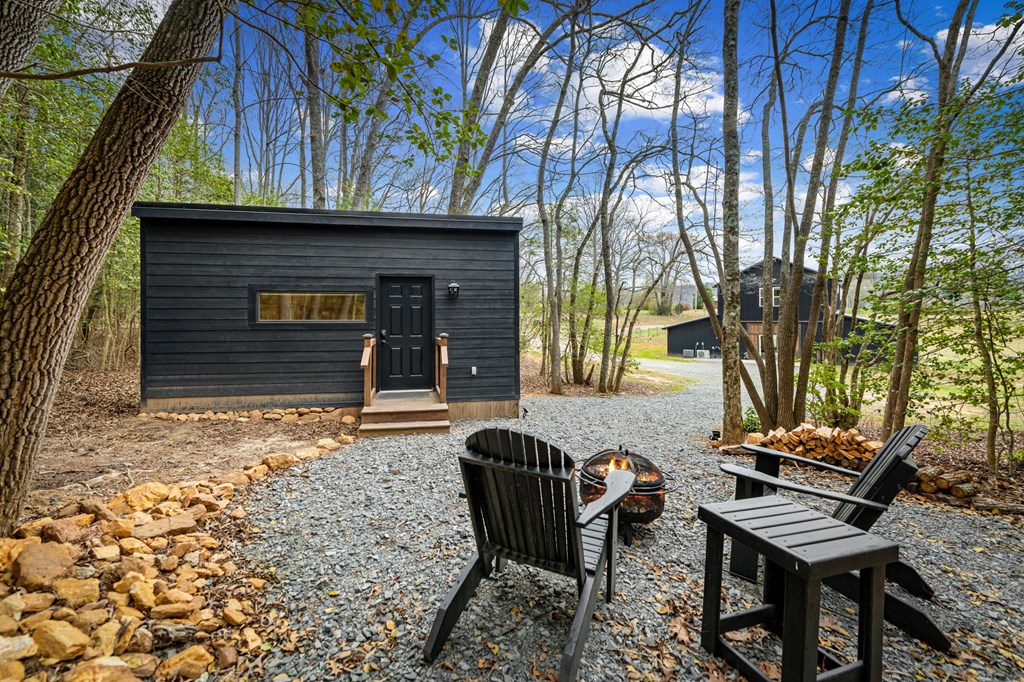 2954 Sugar Creek Road Blue Ridge, GA 30513 - Photo 4 of 89