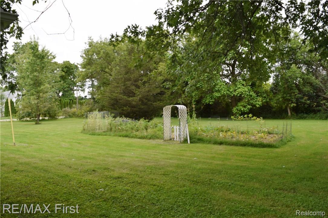 7666 Bryce Road Avoca, MI 48006 - Photo 39 of 39 DSC_0538 (1).JPG