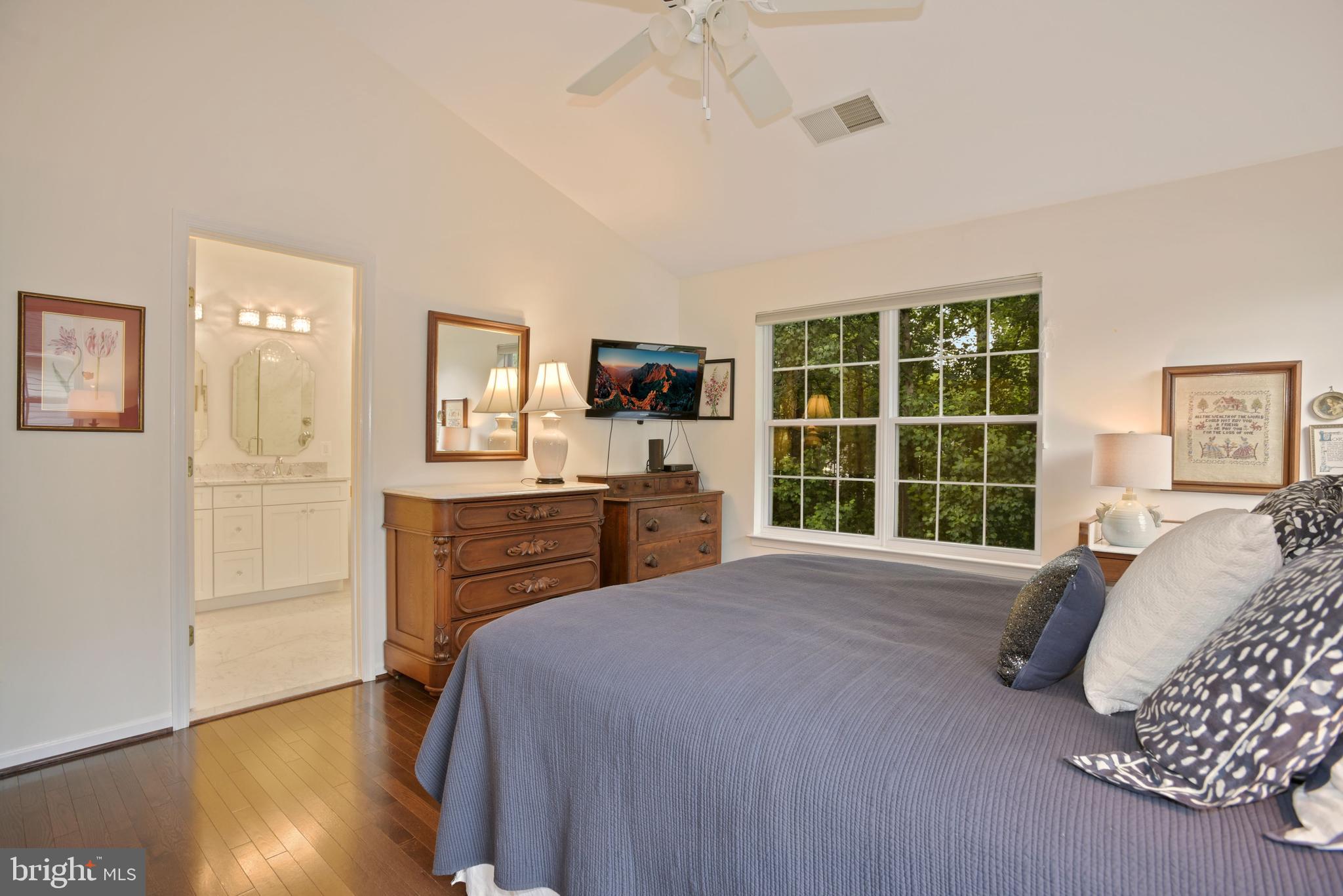 1215 Wild Hawthorn Way Reston, VA 20194 - Photo 19 of 34 Primary Bedroom