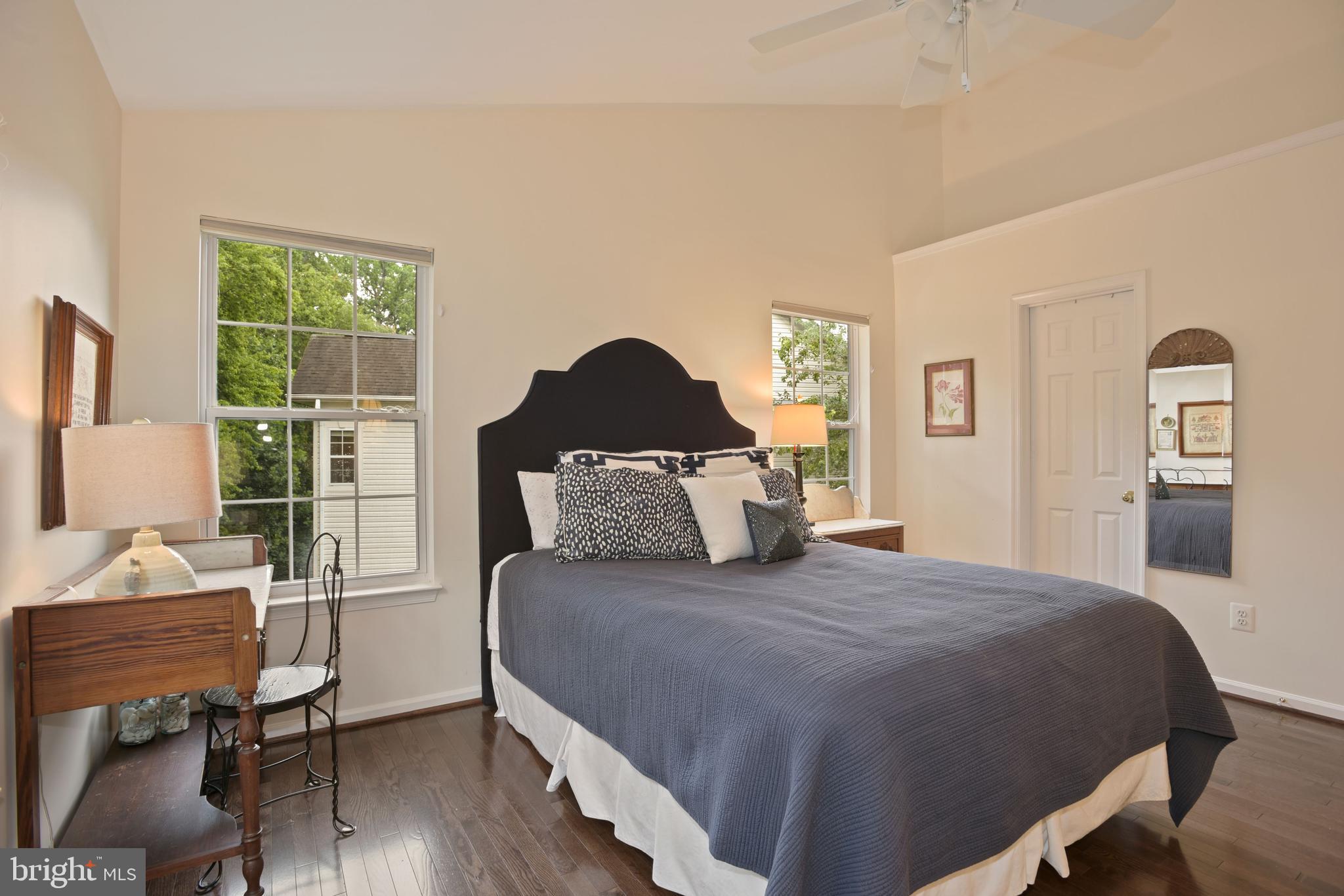 1215 Wild Hawthorn Way Reston, VA 20194 - Photo 20 of 34 Primary Bedroom