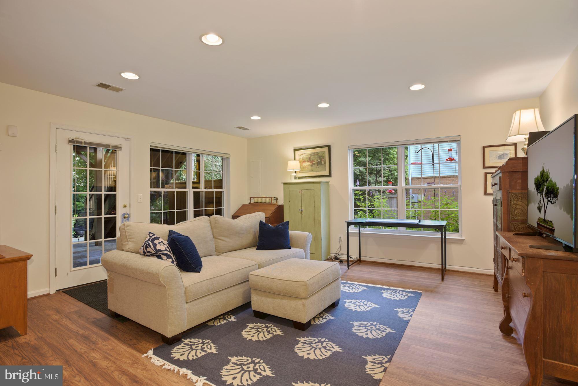 1215 Wild Hawthorn Way Reston, VA 20194 - Photo 24 of 34 Rec Room